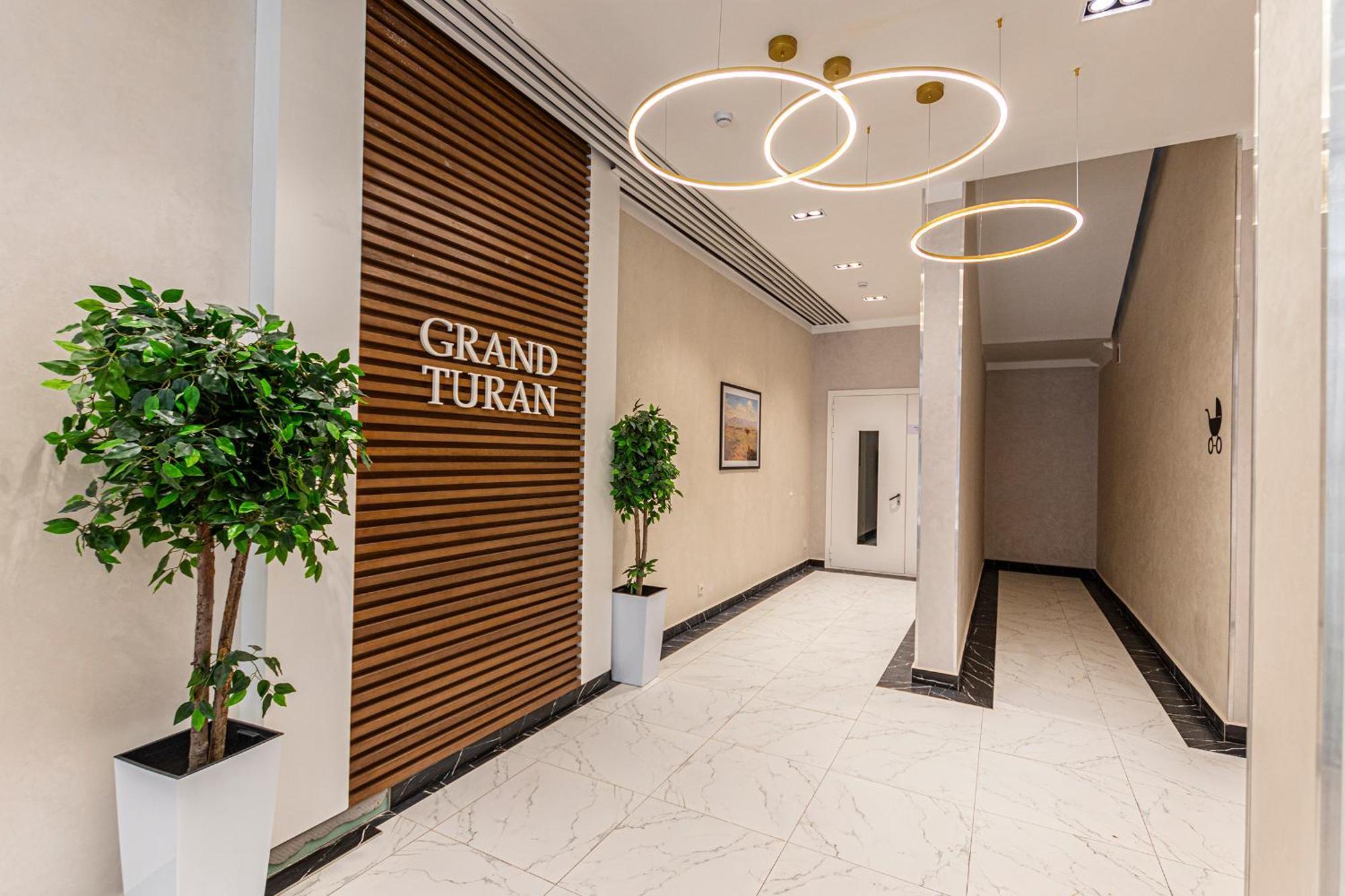 Raisson Aparthotel G84 Хан Шатыр 阿斯坦纳 外观 照片